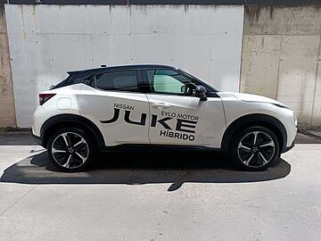 Nissan Juke JUKE 1.6 HYBRID 105 KW (143 CV) E6D-F AUTO Lunar White Midnight Black Metalizado